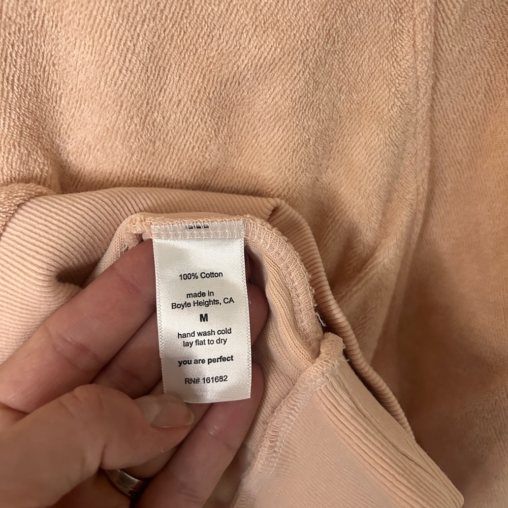 PERFECTWHITETEE SAYLOR TERRY SWEATSHIRT IN PEACHES & CREAM SIZE MEDIUM - Picture 5 of 7